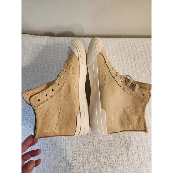 NWT HUF x Thrasher Leather Embossed Hi-Top Sneakers - Men's 11.5 - Picture 7 of 11